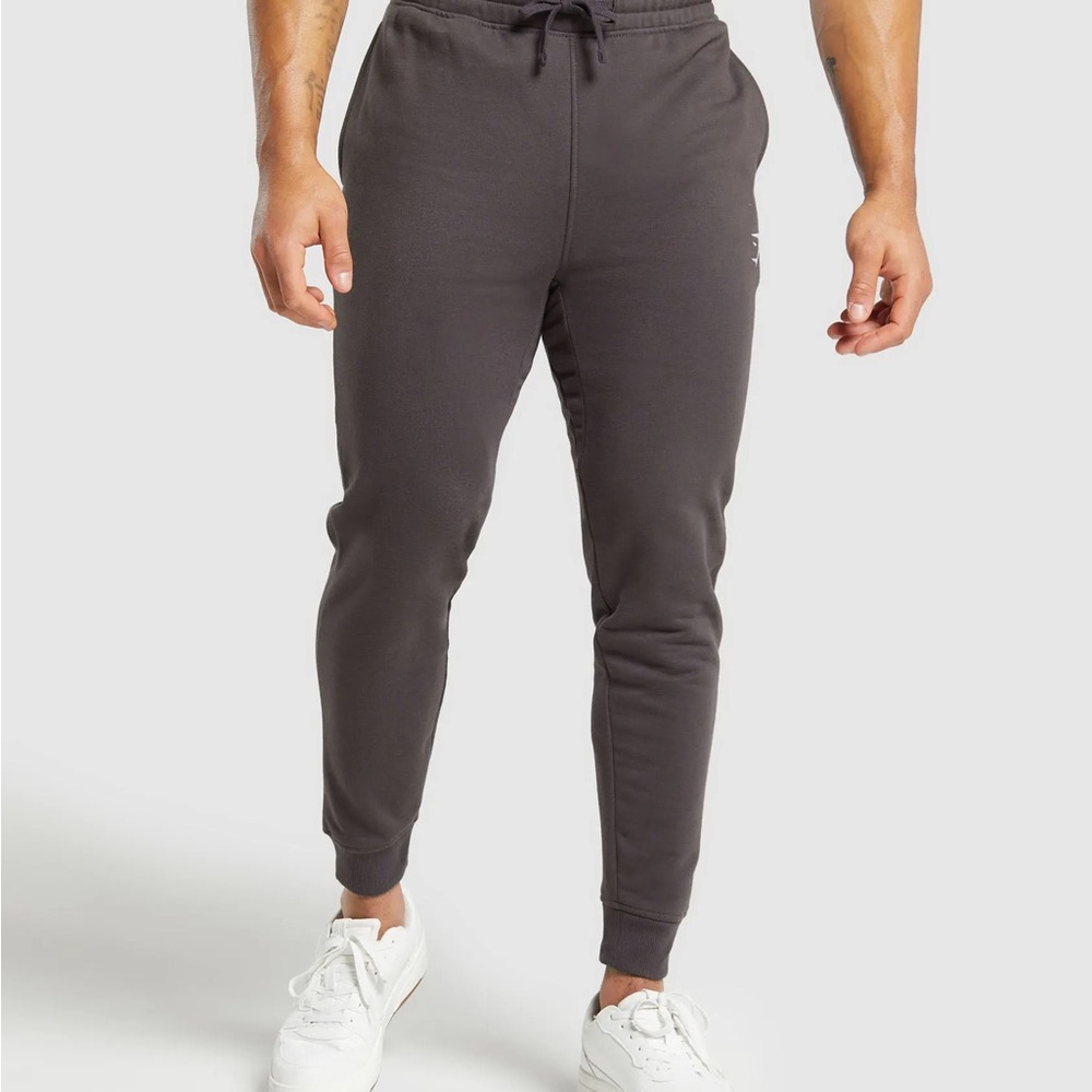 Gymshark Crest Joggers - Greyed Purple